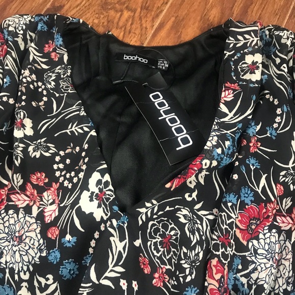 BooHoo Black Floral Maxi Dress - Picture 4 of 5